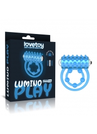 Голубое, светящееся в темноте виброкольцо Lumino Play Vibrating Penis Ring - Lovetoy - в Батайске купить с доставкой
