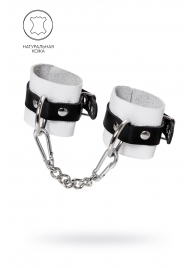 Бело-черные кожаные наручники с одним ремешком с люверсами - Pecado - купить с доставкой в Батайске