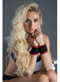Полиуретановые манжеты для фиксации рук вместе Bound Together Wrist Restraints - Blush Novelties - купить с доставкой в Батайске
