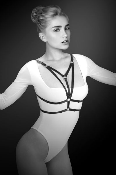 Черная упряжь на грудь Laura - Bijoux Pour Toi - купить с доставкой в Батайске