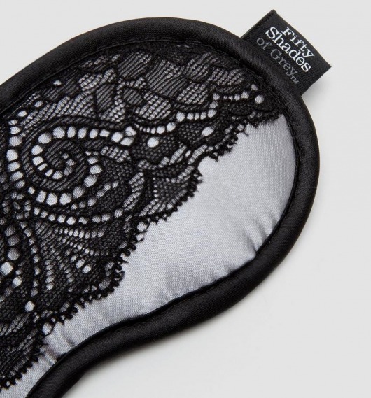 Атласная маска с кружевом Play Nice - Fifty Shades of Grey - купить с доставкой в Батайске