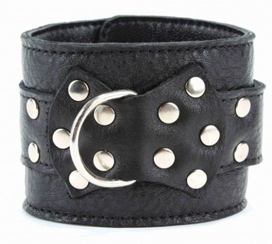 Чёрные наручники  из кожи с пряжкой - БДСМ Арсенал - купить с доставкой в Батайске