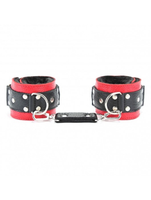 Красно-чёрные кожаные наручники с меховым подкладом - БДСМ Арсенал - купить с доставкой в Батайске