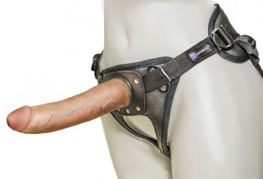 Насадка-фаллоимитатор на кожаных трусиках Harness Ultra Realistic 7  - 18 см. - LOVETOY (А-Полимер) - купить с доставкой в Батайске